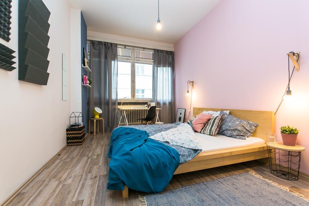 Apartments Ve Smeckach 27 Praga Zewnętrze zdjęcie