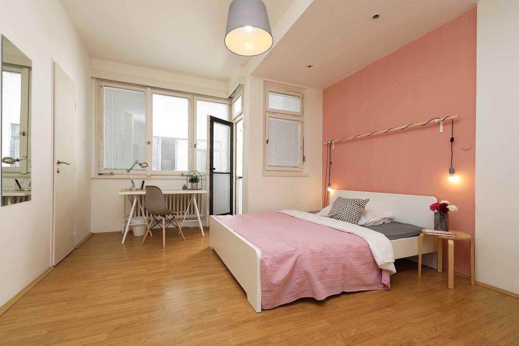 Apartments Ve Smeckach 27 Praga Zewnętrze zdjęcie