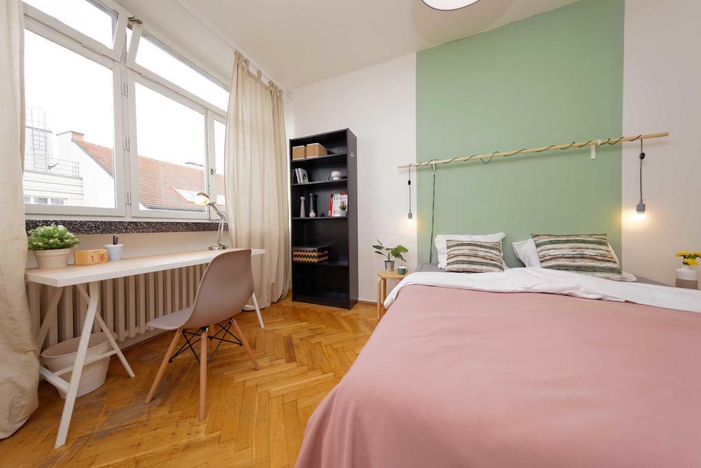 Apartments Ve Smeckach 27 Praga Zewnętrze zdjęcie