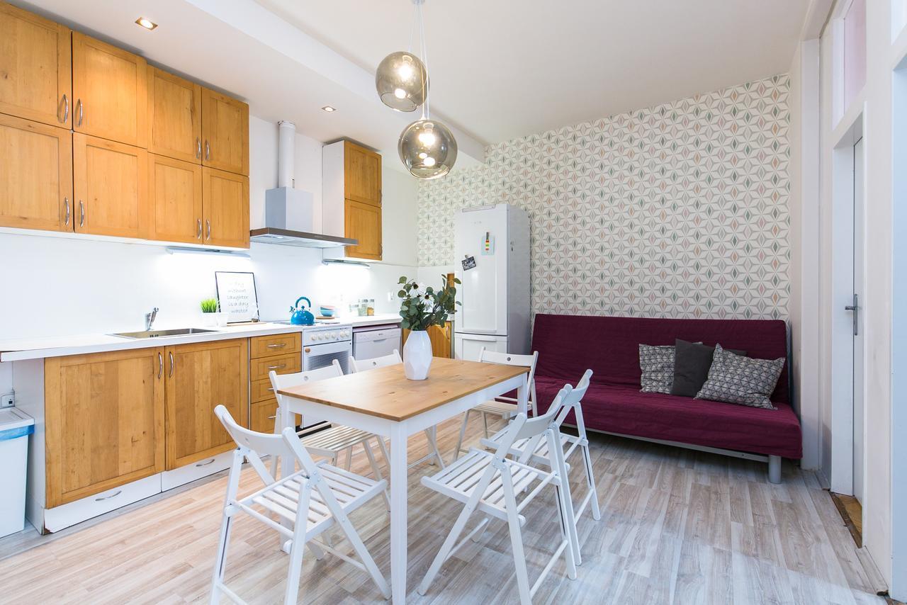 Apartments Ve Smeckach 27 Praga Zewnętrze zdjęcie
