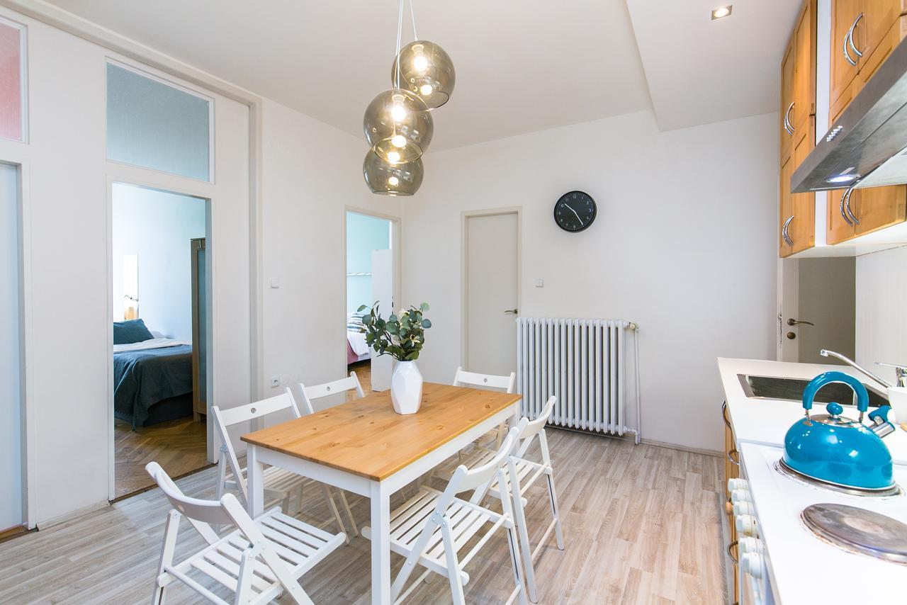 Apartments Ve Smeckach 27 Praga Zewnętrze zdjęcie